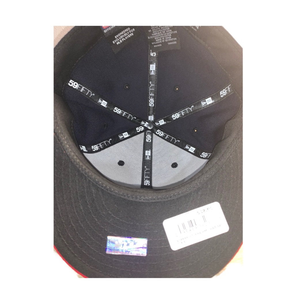 MLB New Era Atlanta Braves Fitted 2020 Postseason Sidepatch Size 7 3/4 - Picture 4 of 5